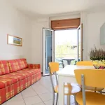 Sunbeach Apartments